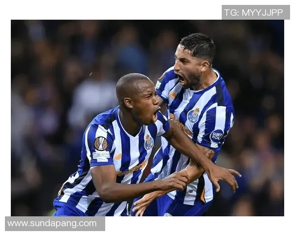 中超精彩对决波尔图小胜曼联神奇扑救引发转会热议