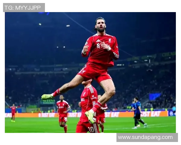 欧联杯惊心动魄国米逆转皇马乌龙球引发争议判罚全场沸腾