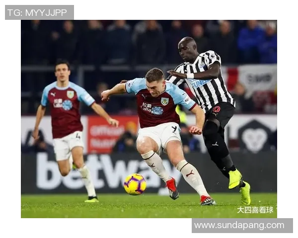 英超激战：热刺与利物浦1比1平局精彩瞬间回顾与分析