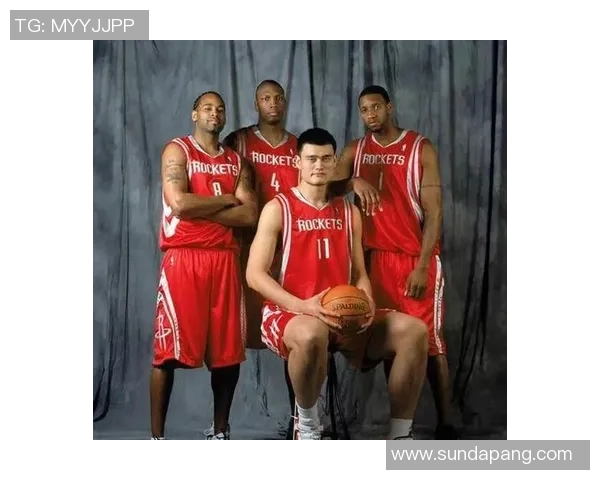 姚明的传奇人生与篮球事业背后的奋斗与奉献精神