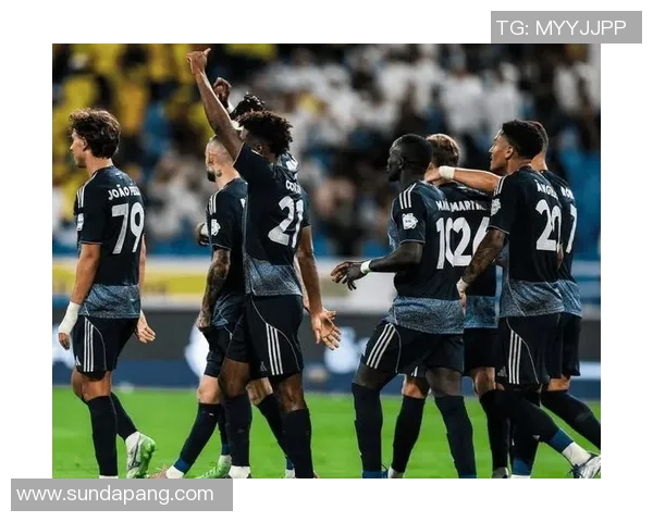 热刺狂胜里昂五球大捷帽子戏法点燃世界杯激情瞬间