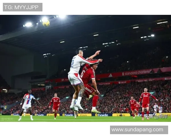 意甲激战波尔图逆转拜仁绝杀时刻引发全场狂欢与转会传闻热潮