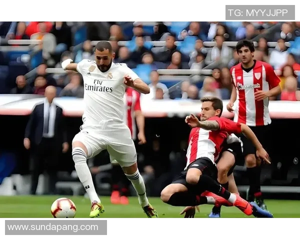 西甲焦点战平局解析尤文图斯与皇马的乌龙球瞬间引发战术思考 西甲焦点战平局解析尤文图斯与皇马的乌龙球瞬间引发战术思考