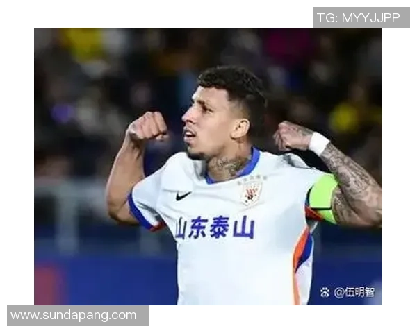 中超精彩对决那不勒斯狂胜巴萨帽子戏法点燃全场激情