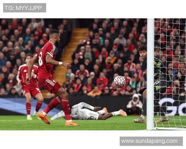 拜仁大胜利物浦五球狂潮神扑瞬间点燃世界杯激情 拜仁大胜利物浦五球狂潮神扑瞬间点燃世界杯激情