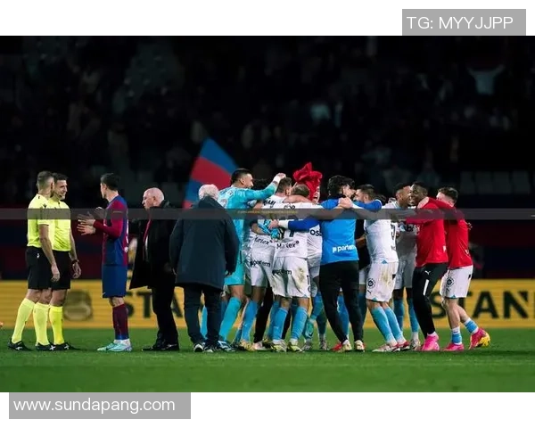 欧联杯波尔图与莱比锡激战成平局精彩瞬间回顾引发全场热烈反响