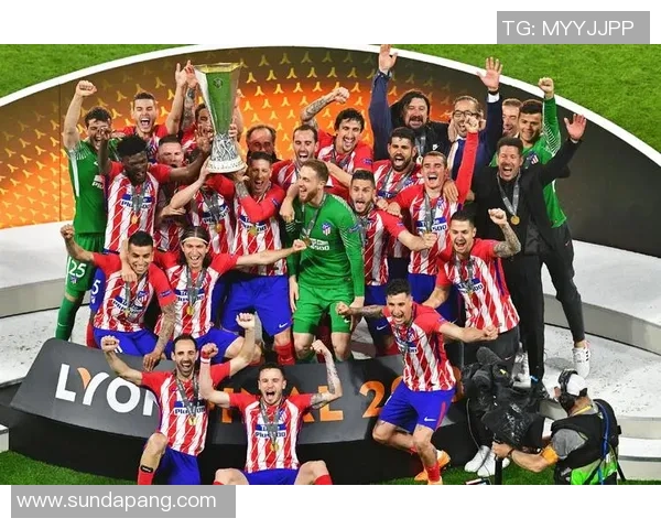 欧联杯激战拜仁大胜马竞红牌事件引发全场热议与转会传闻