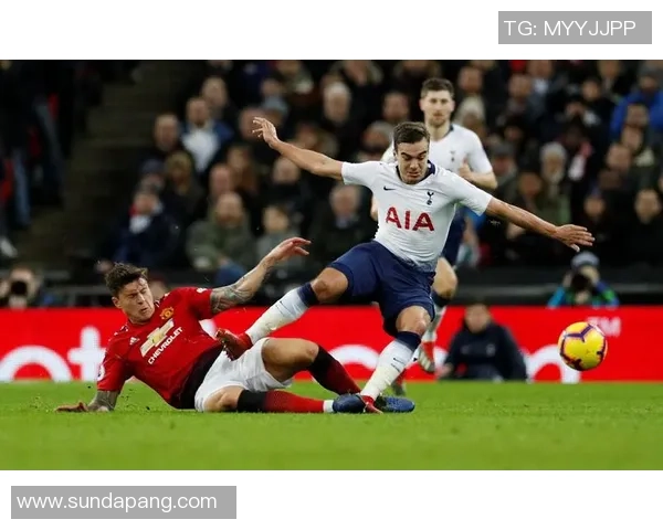 德甲激战热刺与曼联互交白卷逆转瞬间点燃全场激情