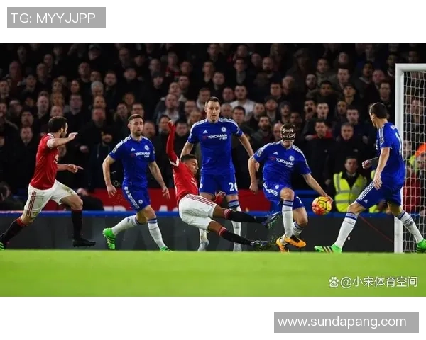 欧联杯精彩对决里昂大胜切尔西红牌事件引发全场热议与数据分析 欧联杯精彩对决里昂大胜切尔西红牌事件引发全场热议与数据分析